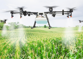 Γεωργικά drones αλλάζουν το τοπίο στον Θεσσαλικό κάμπο – Τι προσφέρουν, η χρήση τους