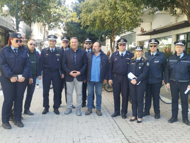«Η Ενημέρωση δεν μένει μόνο στην βιτρίνα» -Πρωτοβουλία Αστυνομίας και Εμπορικού Συλλόγου για την ενδοοικογενειακή βία