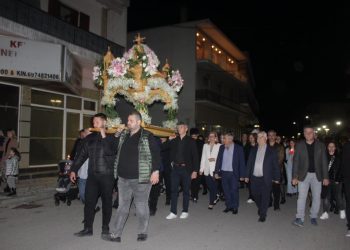  Σε κλίμα κατάνυξης η Περιφορά του Επιταφίου στη Πύλη