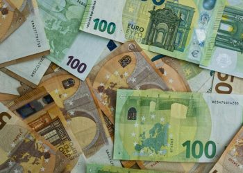 Επίδομα Παιδιού: «Μπόνους» 150€ ανά τέκνο χωρίς αίτηση – Πότε πληρώνεται και ποιοι το χάνουν