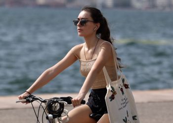Ιαπωνία: Νέος όρος για καύσωνες – Οι ημέρες άνω των 40°C χαρακτηρίζονται πλέον «αφόρητα ζεστές»