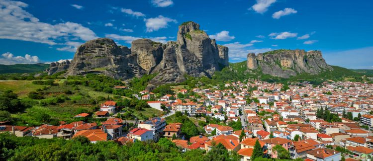 Τριήμερο για το Πάσχα: Δείτε οικονομικούς προορισμούς και επιλογές από 250 ευρώ
