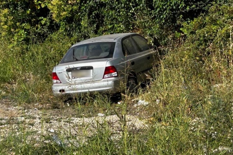 Εκτροπή αυτοκινήτου χωρίς τραυματισμό στην Επ.Ο. Καρδίτσας – Τρικάλων στο ύψος του Αγναντερού