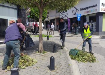 Δήμος Μετεώρων: Συνεχίζονται οι εργασίες καθαρισμού και καλλωπισμού της Καλαμπάκας ενόψει του Πάσχα