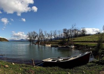 Με λιακάδα ξεκινάει η εβδομάδα – Αλλάζει ο καιρός από Πέμπτη – Η πρόγνωση για την Πρωτομαγιά