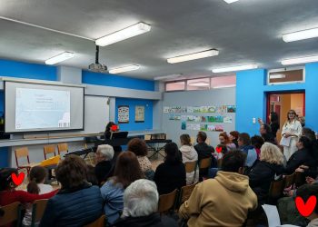 88 πλήκτρα, 12 χέρια: Η δεξιοτεχνία συνάντησε την παιδική έκφραση στο ΚΔΑΠ «ΣΤΑΘΜΟΣ»