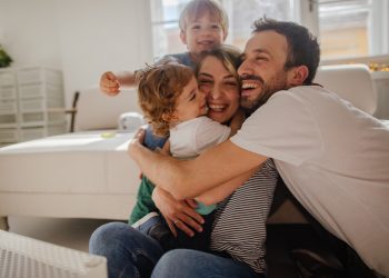 Ασφάλεια υγείας και ασφάλεια ζωής: Πώς να Θωρακίσετε το Μέλλον της Οικογένειάς σας
