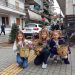 Μύρισε Πάσχα και άνοιξη στην πόλη – Οι μικρές Λαζαρίνες προανήγγειλαν την Ανάσταση του Λάζάρου στα Τρίκαλα