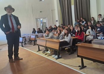 «Μηδείς αγεωμέτρητος εισίτω…» στο 5ο Γυμνάσιο Τρικάλων