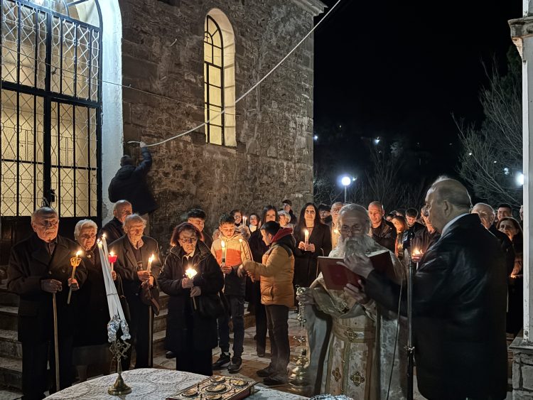 Η Μεσοχώρα γιόρτασε το Πάσχα με κατάνυξη
