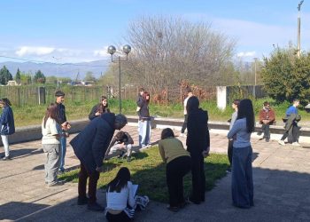 Υπαίθριο μάθημα Γεωμετρίας στο Μουσικό Σχολείο Τρικάλων