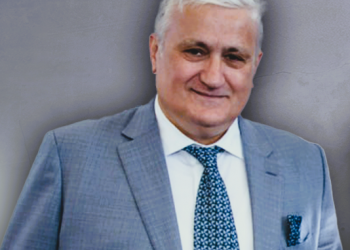 Τιμώμενο πρόσωπο ο συνιδρυτής των Ελληνικών Γαλακτοκομείων Τάκης Σαράντης στην ετήσια Γενική Συνέλευση της Κεντρικής Ένωσης Επιμελητηρίων Ελλάδος
