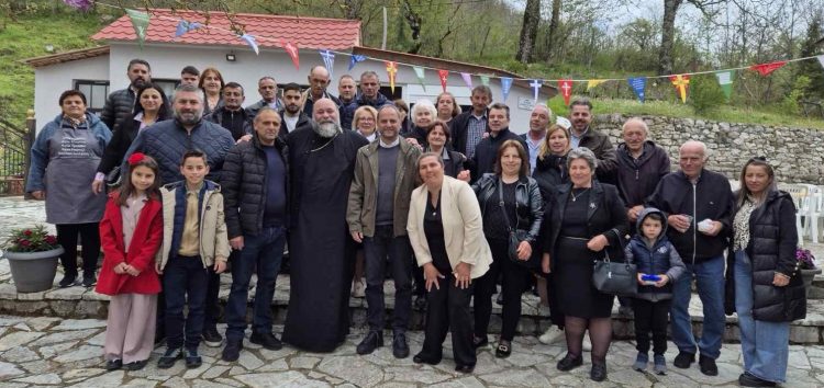 Ο Αρχιμανδρίτης Ευμένιος “αγκάλιασε” όλο το Παλαιοχώρι Γαρδικίου ανήμερα του Αγίου Γεωργίου (ΦΩΤΟ)