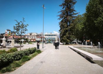 Δήμος Τρικκαίων: Συνεργασία όλων, μέριμνα και φροντίδα για την κεντρική πλατεία  