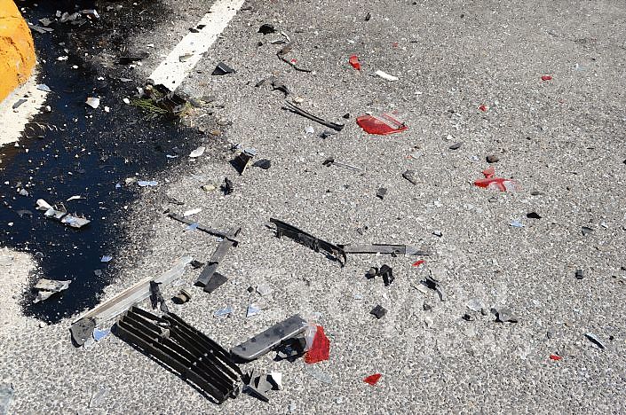 Τροχαίο με ανατροπή ΙΧΕ – O οδηγός του μεταφέρθηκε στο νοσοκομείο (ΦΩΤΟ)