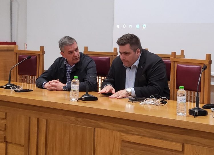 Στο Επιμελητήριο Τρικάλων ο Πρόεδρος της ΚΕΕΕ Γιάννης Βουτσινάς