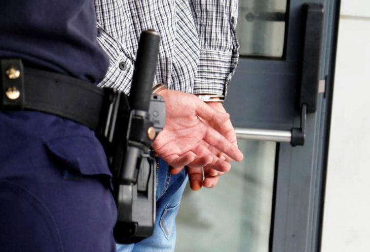 Πιάστηκε “στα πράσα” 49χρονος με μεθαδόνη και ηρωίνη (ΦΩΤΟ)
