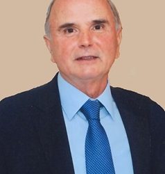Έφυγε από τη ζωή ο συνταξιούχος φαρμακοποιός Δημήτριος Ζαλαβράς