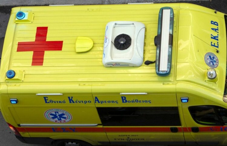 Τραγωδία: 47χρονος υπέστη ανακοπή και κατέρρευσε στο μπάνιο του σπιτιού του σήμερα το πρωί