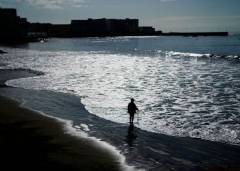 Αμφιλεγόμενο πείραμα: Επιχειρηματίας δημιουργεί AI «κράτος» σε νησί