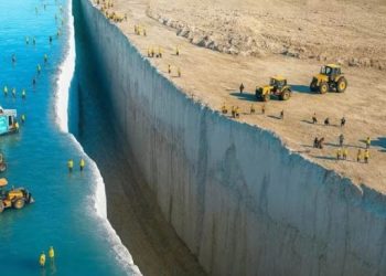 Ρίχνουν 227 μπλοκ μπετόν στη θάλασσα: Το φαραωνικό λιμάνι που ετοιμάζει η Σιγκαπούρη