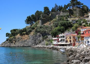 Πάργα: Ανάμεσα στο Ιόνιο, στον Αχέροντα και στους μύθους του Άδη