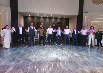 Κέφι, φιγούρες και παραδοσιακό τραγούδι στον ετήσιο Ανοιξιάτικο Χορό του Συλλόγου Σαρακατσαναίων Τρικάλων (ΦΩΤΟ)