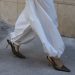 Balloon trousers: Με αυτά τα παντελόνια θα κάνεις φέτος τα πιο fresh & cool looks