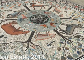Η θεραπευτική τέχνη των δρόμων: Πώς τα μωσαϊκά του Λονδίνου ανασυνθέτουν «σπασμένες» ζωές