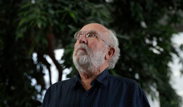 Μισέλ Μαγιόρ: «Είναι αδύνατο να αποικίσουμε εξωπλανήτη» – Ο νομπελίστας αστροφυσικός εξηγεί γιατί