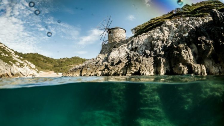 Ελληνικό νησί ανακηρύχθηκε ο πιο χαλαρωτικός προορισμός διακοπών στον κόσμο για το 2026 (ΦΩΤΟ – ΒΙΝΤΕΟ)