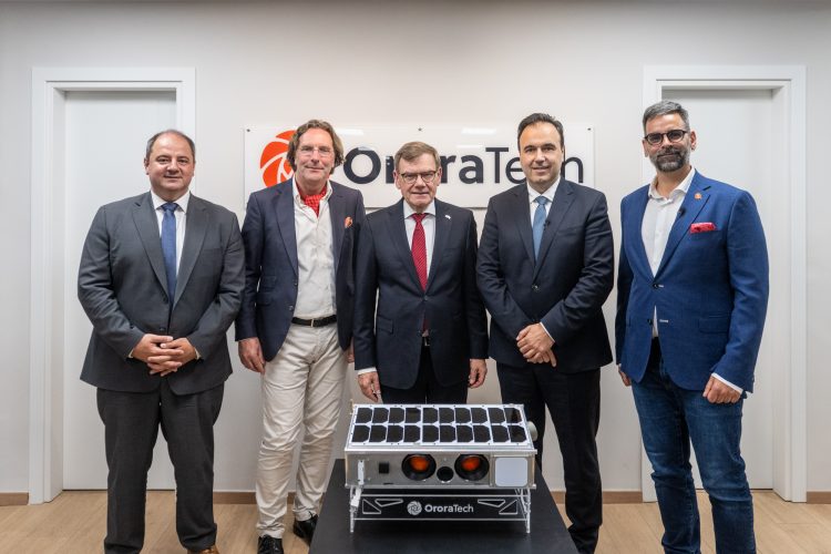 Εγκαίνια της OroraTech στην Αθήνα με Παπαστεργίου και τον Γερμανό ΥΠΕΞ