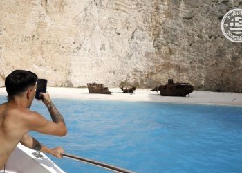 Δημοφιλείς και ανερχόμενοι προορισμοί του φετινού καλοκαιριού – Τήνος και Ήπειρος κερδίζουν έδαφος