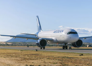 Καριέρα «στα σύννεφα»: Η Aegean Airlines προσλαμβάνει για 14 νέες θέσεις εργασίας