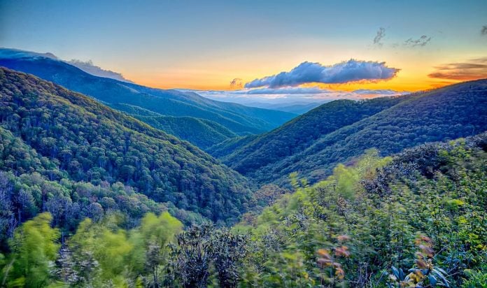Τα Απαλάχια Όρη διαθέτουν τόσο πολύ λίθιο που μπορούν να κατασκευαστούν 500 δισ. κινητά τηλέφωνα