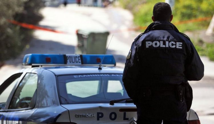 Ολόκληρο εργαστήριο για ναρκωτικά είχε φτιάξει στο σπίτι του 28χρονος – Τι βρήκε η ΕΛ.ΑΣ. (ΦΩΤΟ)