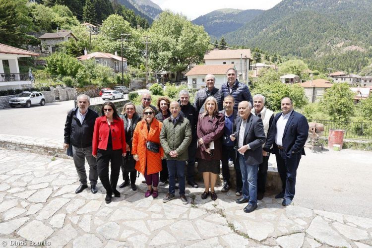 Βασικός πυλώνας ενημέρωσης και κοινωνικής συνοχής στις τοπικές κοινωνίες τα ΜΜΕ