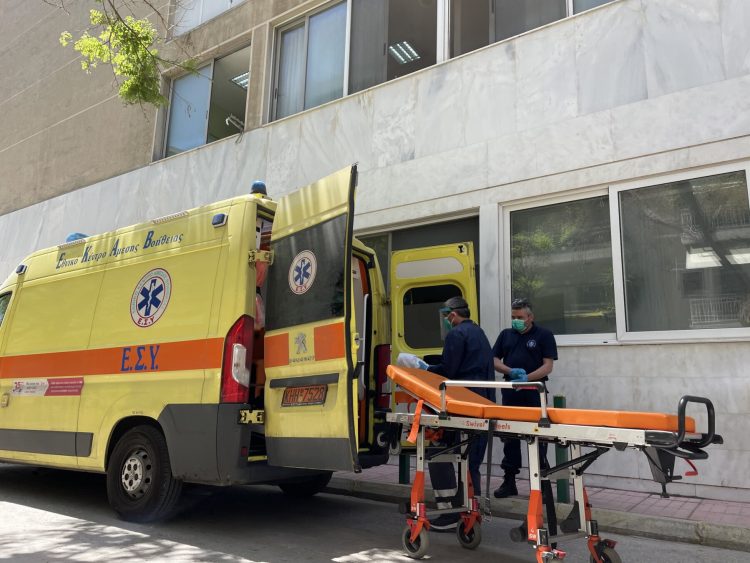 Θρίλερ: Αστυνομικοί έσωσαν 45χρονο δικηγόρο λίγο πριν χάσει τη ζωή του