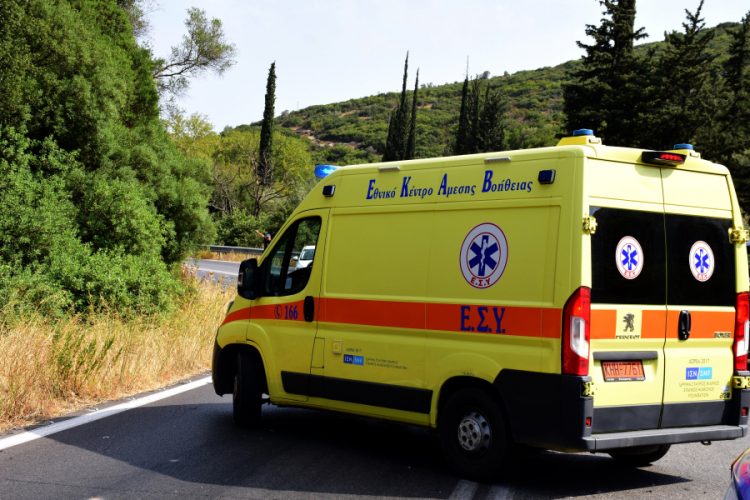 Σοβαρό τροχαίο με τραυματισμένη γυναίκα – Την παρέσυρε νταλίκα [εικόνες]