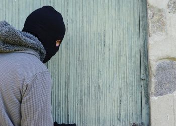 Πιάστηκε φυγόποινος – Εκκρεμούσε ένταλμα για απόπειρα σωματικής βλάβης και ληστεία