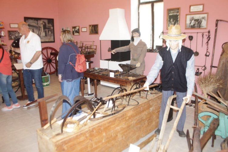 Επίσκεψη του 22ου Δημοτικού Σχολείου Τρικάλων στο Ιστορικό Νομισματικό – Λαογραφικό Μουσείο του Δήμου Πύλης