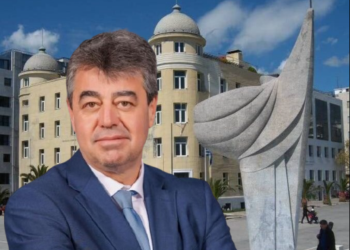 Χαράλαμπος Μπιλλίνης: «Το Πανεπιστήμιο Θεσσαλίας από τη δοκιμασία στην ανθεκτικότητα»