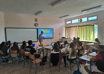 Πρότυπη διδασκαλία Φυσικής σε περιβάλλον STEM από τον κ. Παπαθανασίου στο Γυμνάσιο Οιχαλίας