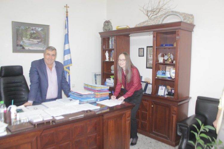 Ορκωμοσία δυο νέων υπαλλήλων στον Δήμο Πύλης