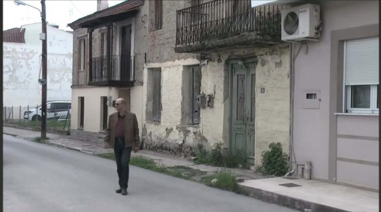 “Στη γειτονιά του Μητροπάνου” το νέο τραγούδι με τον Δημήτρη Παδιό