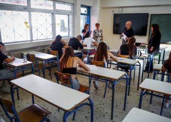 Μέτριας δυσκολίας τα θέματα της Έκθεσης στα ΕΠΑ.Λ. – 233 Τρικαλινοί υποψήφιοι πέρασαν τις πύλες των δυο εξεταστικών κέντρων του νομού