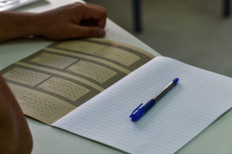 Πανελλήνιες Τρίκαλα: Έφτασε η μεγάλη στιγμή για τους τελειόφοιτους και απόφοιτους λυκείου