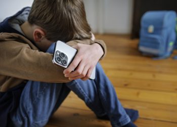 Βρέθηκαν σε χρηματοκιβώτιο 276.000 ευρώ από την υπόθεση εκβιασμού του 13χρονου