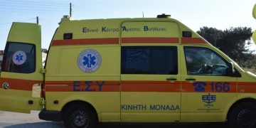 Εσπευσμένα στο Νοσοκομείο 8χρονος – Έπεσε από δέντρο και χτύπησε στο κεφάλι