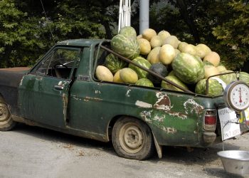 Ο γύφτος, το… Datsun και ο τροχονόμος
